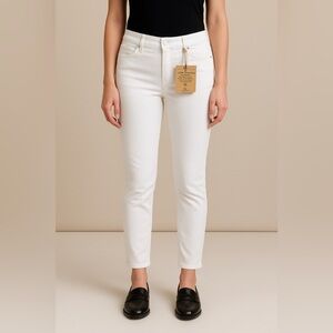 NWT democracy midrise white ankle jeans 8 slimming casual capsule wardrobe